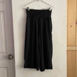 Yoga capri pants
